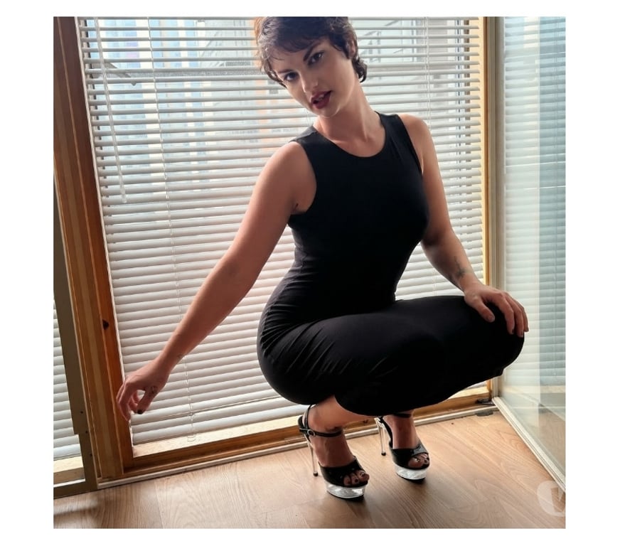 Escorts West Yorkshire Leeds - Photos for Harper ENGLISH Leeds Switch Sweet & Sassy
