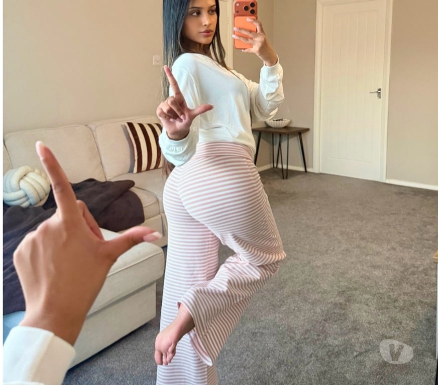 Escorts Glasgow Glasgow City Centre - Glasgow - Photos for 🫦Amazing YoungHOT👅 Indian girl experience