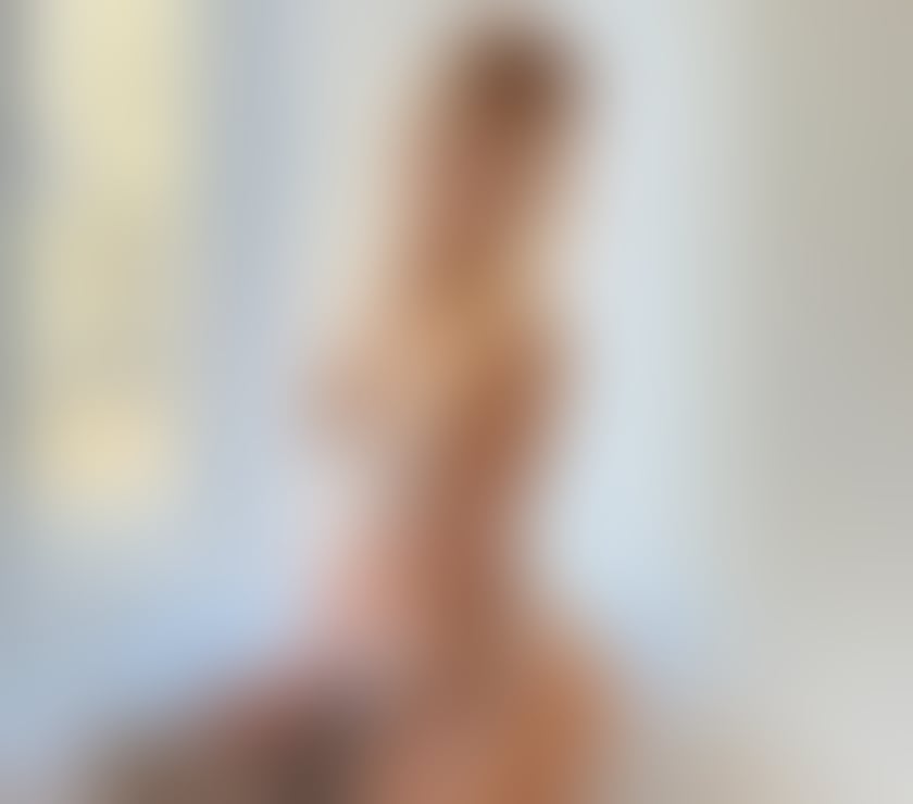 Escorts Cornwall Newquay - Cornwall - Photos for Outcall only cash on arrival real pics