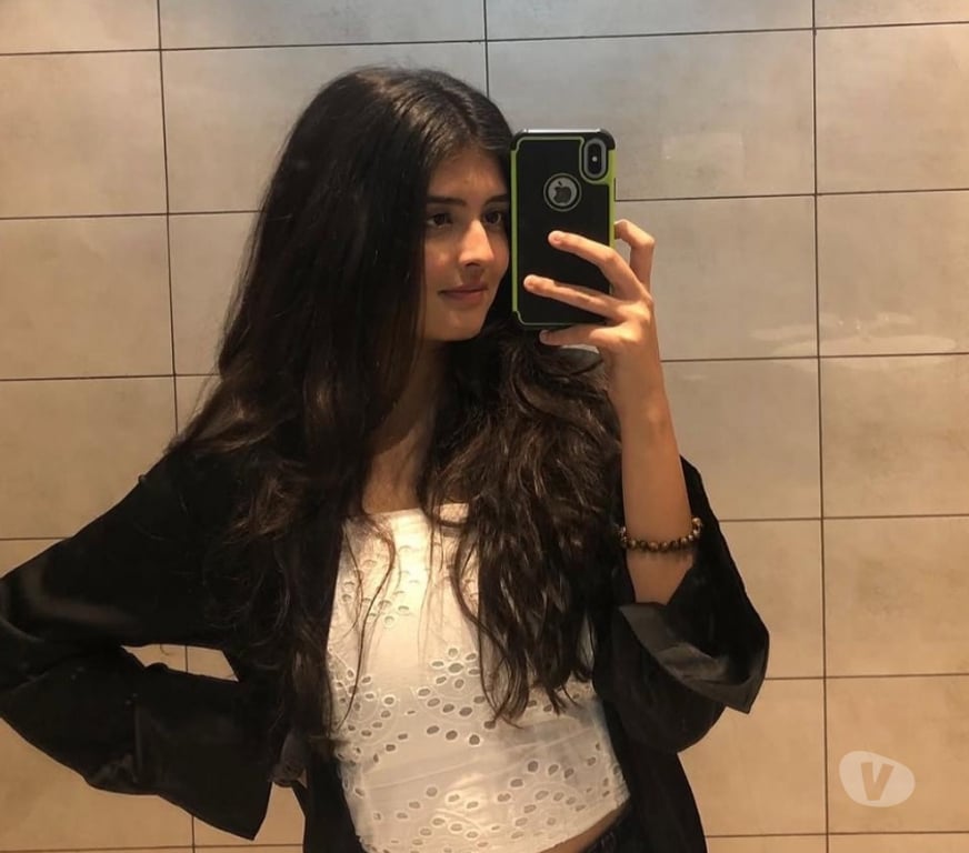 Escorts East London Redbridge - Photos for Charming and Captivating Indian Companion in your city