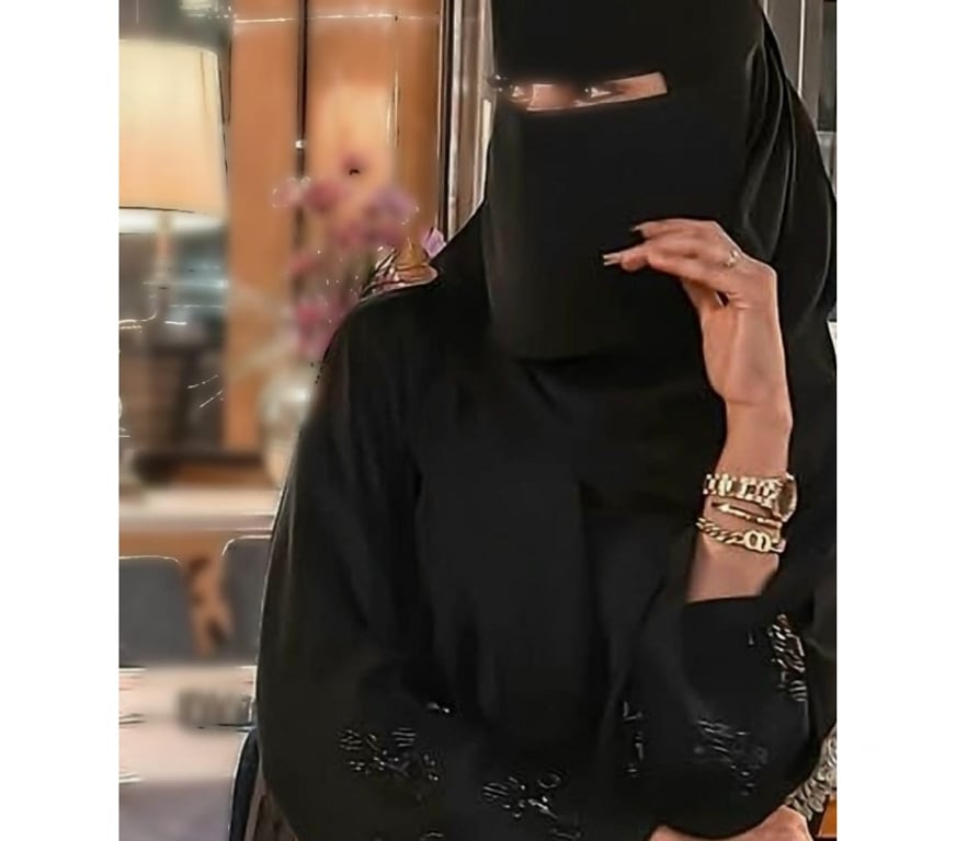 Escorts West Yorkshire Kirklees - Photos for British nikaabi-outcalls only min 1.5hr