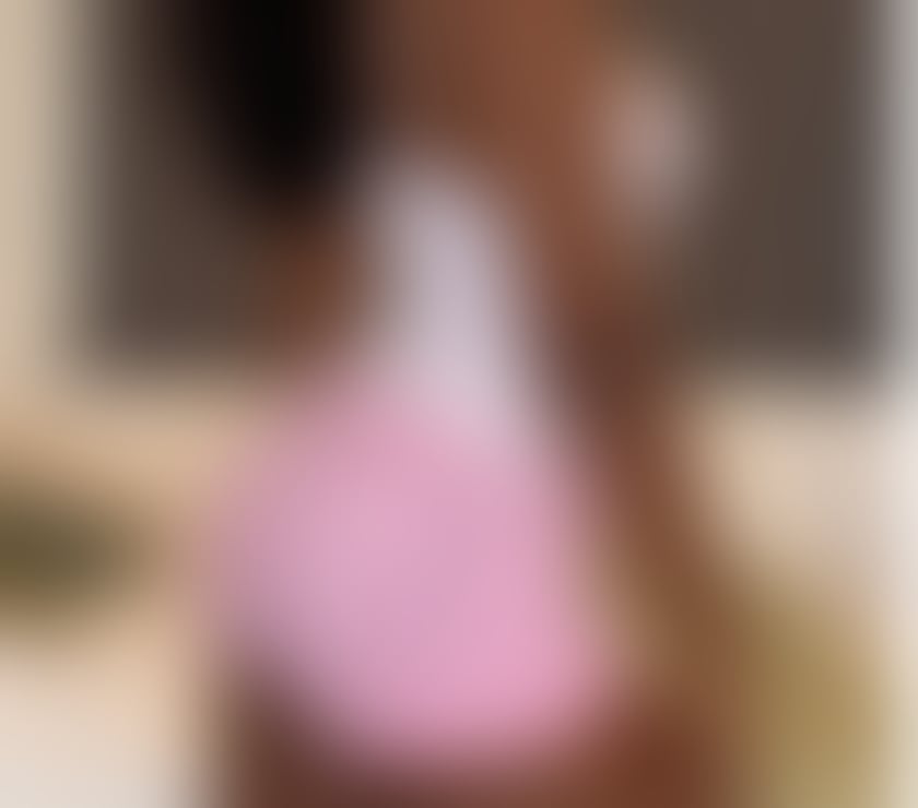 Escorts East London Canary Wharf - East London - Photos for 19 YR BRITISH 5’4 PANSEXUAL EBONY