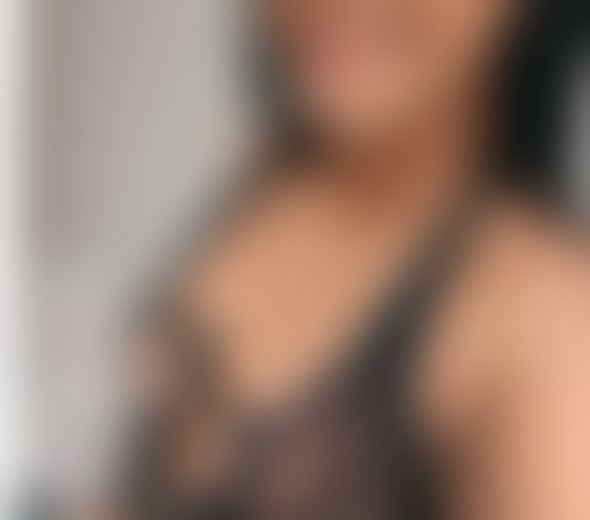 Escorts West Midlands Coventry - Photos for Party-loving Bruninha