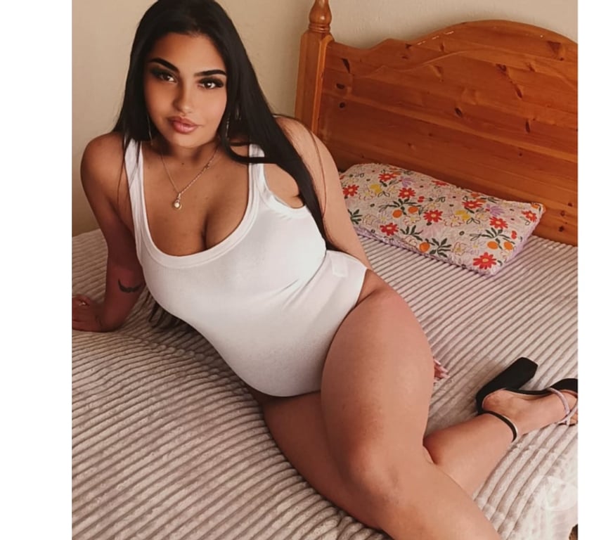 Escorts West Midlands Birmingham - Photos for YOUNG AND SEXY LATINA 💥 21y 🔞 REAL PICS 📸