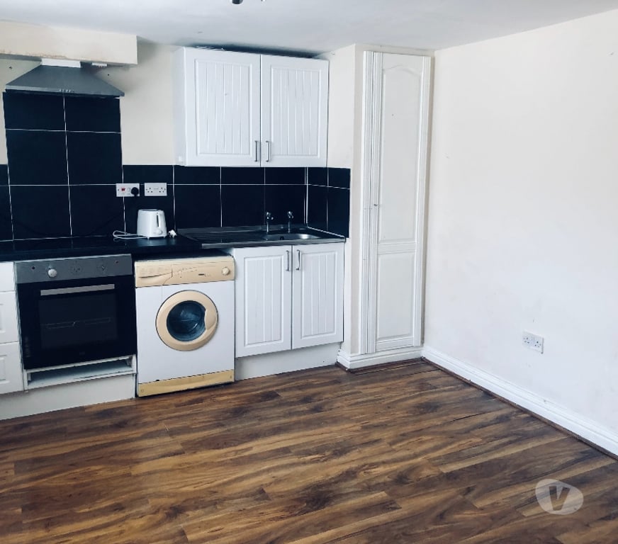 Property to Rent Kent Dover - Photos for studio flat to let in Dover near town centre available now