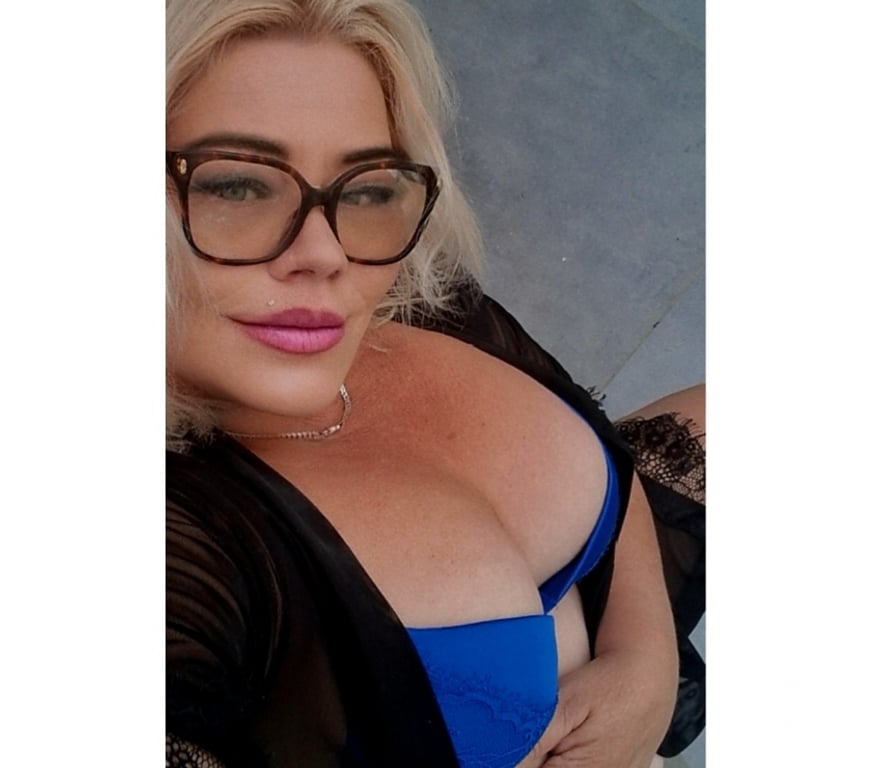 Escorts North London Ponders End - Enfield - Photos for Sexy Alexa party grils 💯 best bj 💋💋💋