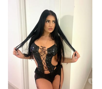 Escort Wellingborough North Northamptonshire - Photos for Olivia😍outcall❤️stunning 🎉best time😋no rush😉