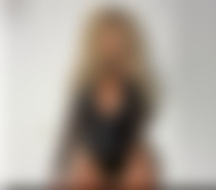 Escorts Kent Medway - Kent - Photos for 🆂🆄🅿🅴🆁 🅷🅾🆃 ꧁𓊈𒆜HOT BLONDE𒆜