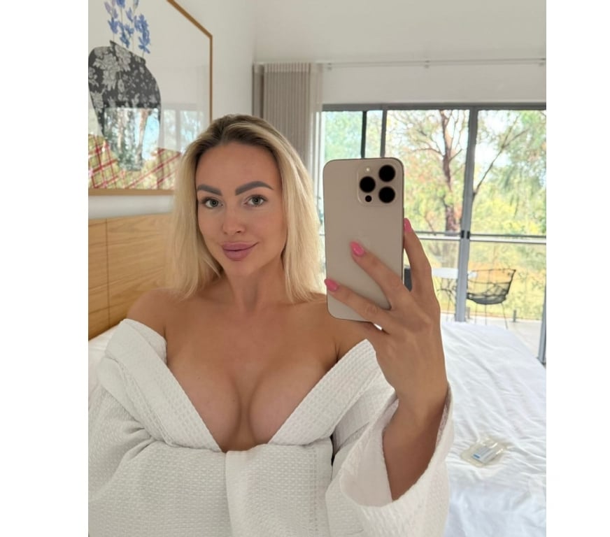Escorts West Yorkshire Leeds - Photos for VelvetGoddess_BackInTown