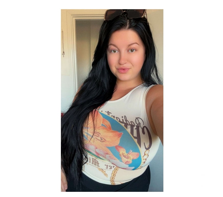 Adult Entertainment Surrey Waverley - Photos for Juicy jess awaiting your message