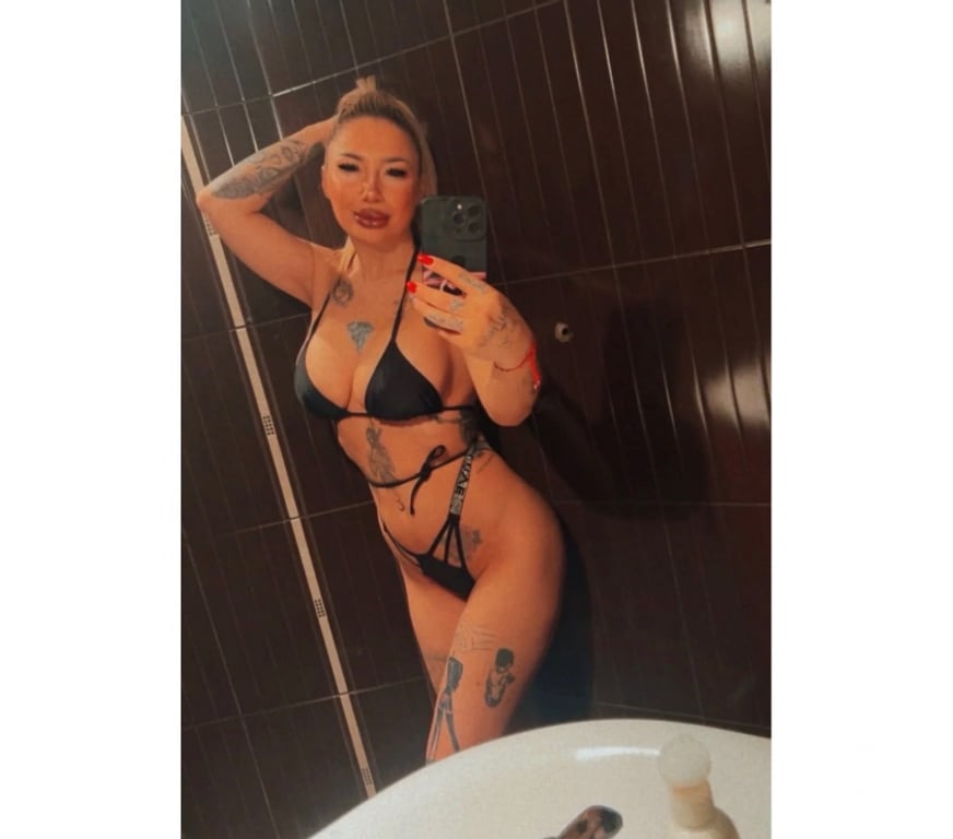 Escorts Newport - Wales Newport City Centre - Newport - Photos for GENUINE-BLONDE FIRST TIME IN YOU’RE TOWN