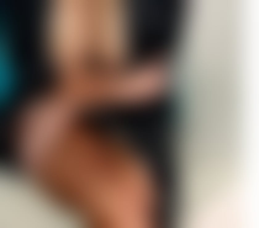 Escorts Derbyshire Chesterfield - Photos for INDEPENDENT BUSTY MILF IN CHESTERFIELD