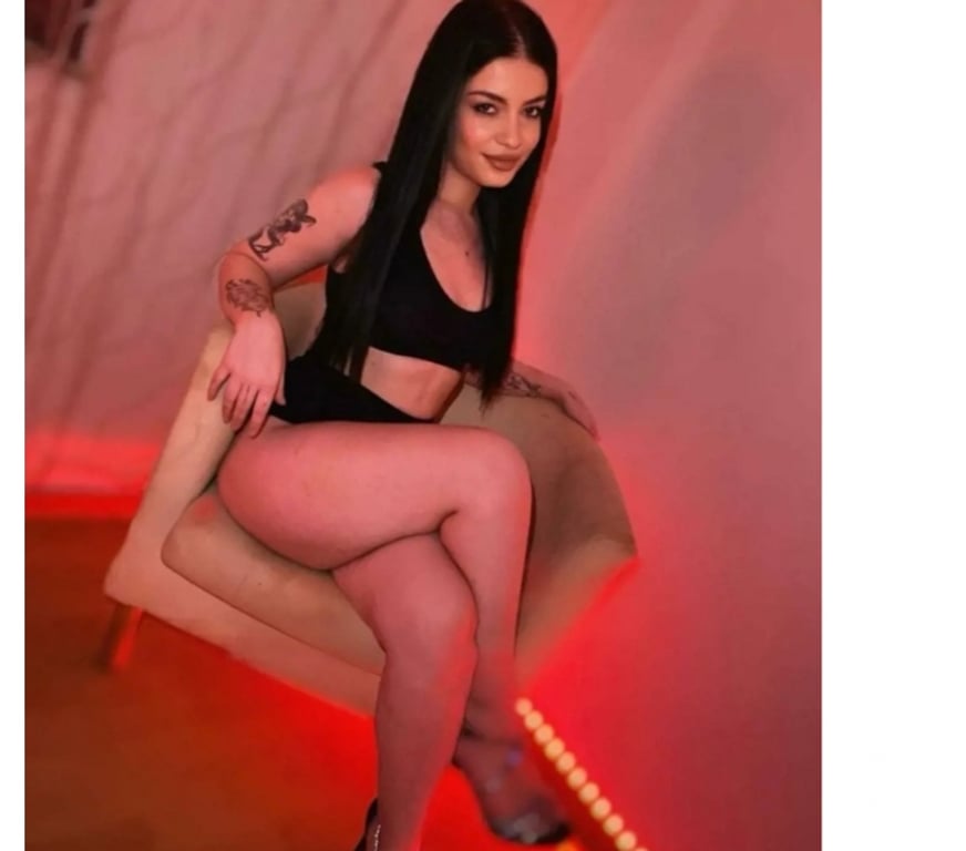 Escorts South West London Wimbledon - South West London - Photos for ❤️Candy69 best Girl Party No Roush 💯 BEST