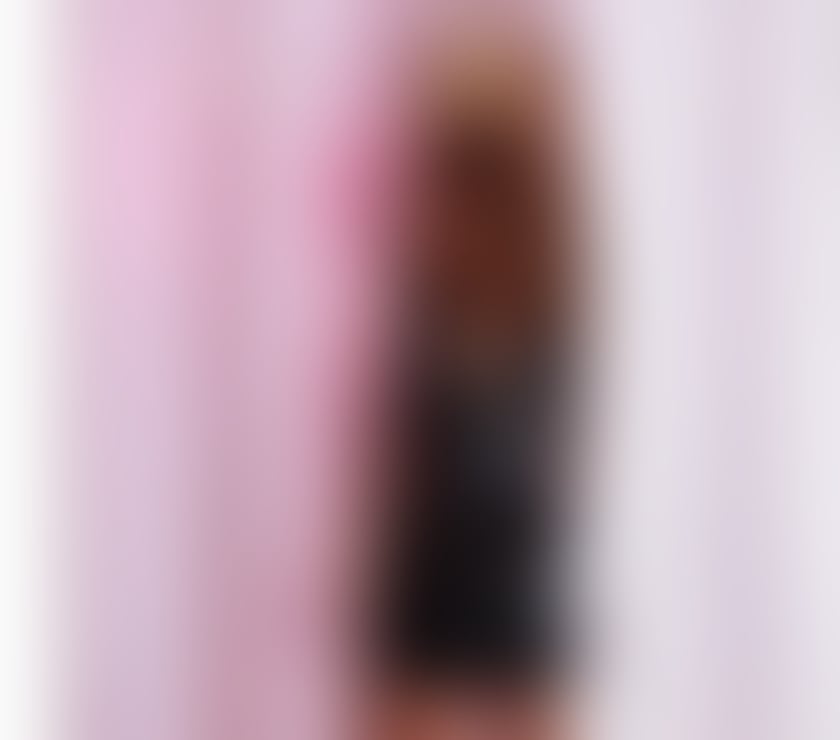 Escorts Hampshire Rushmoor - Photos for Busty Slim Mixed Race Escort In Farnbrough