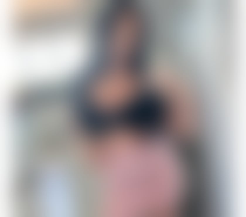 Escort Canary Wharf East London - Photos for CATHARINE PRONTA PARA A FESTA