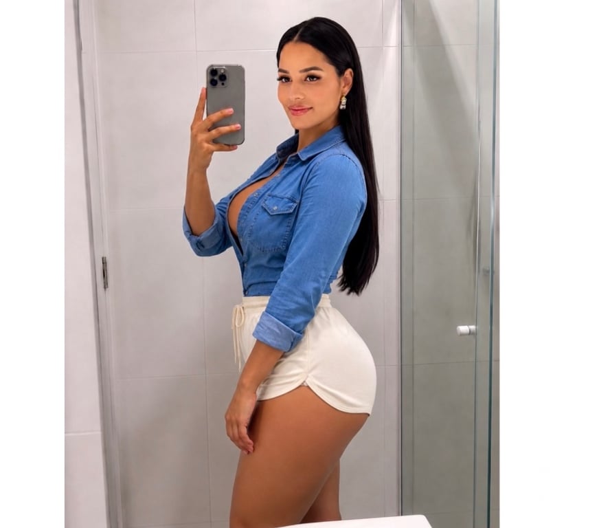 Escorts North West London Kilburn - North West London - Photos for KILBURN HIGH ROAD🍑NEW COLOMBIAN GIRL-FULL SERVICE