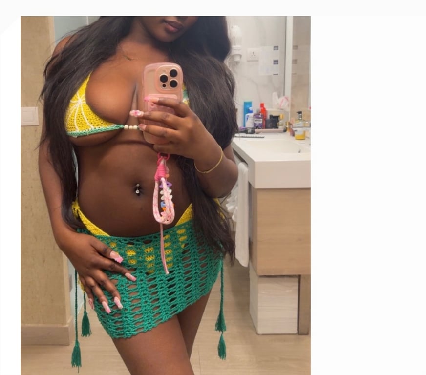 Escorts Cambridgeshire Cambridge - Photos for Your Sexy Black Barbie - Available today In CAMBRIDGE