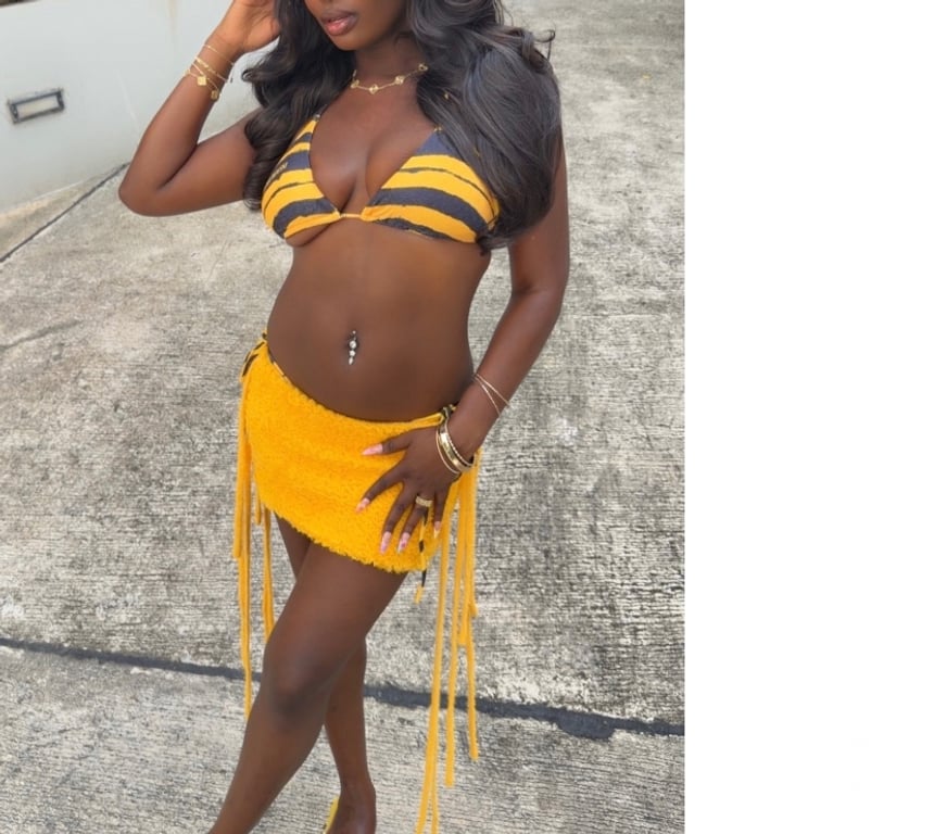 Escorts Cambridgeshire Cambridge - Photos for Your Sexy Black Barbie - Available today In CAMBRIDGE