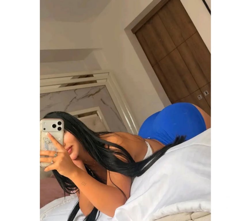 Escorts North London Enfield - Photos for 🍑 BIG BBL • CURVES• Huge A.S.S💦