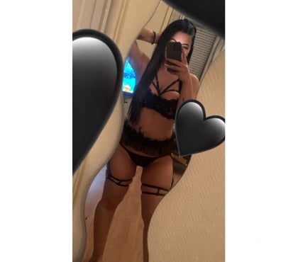 Escorts Windsor Windsor and Maidenhead - Photos for Lara💕Party💕Girl💕BIG BOOBS😍