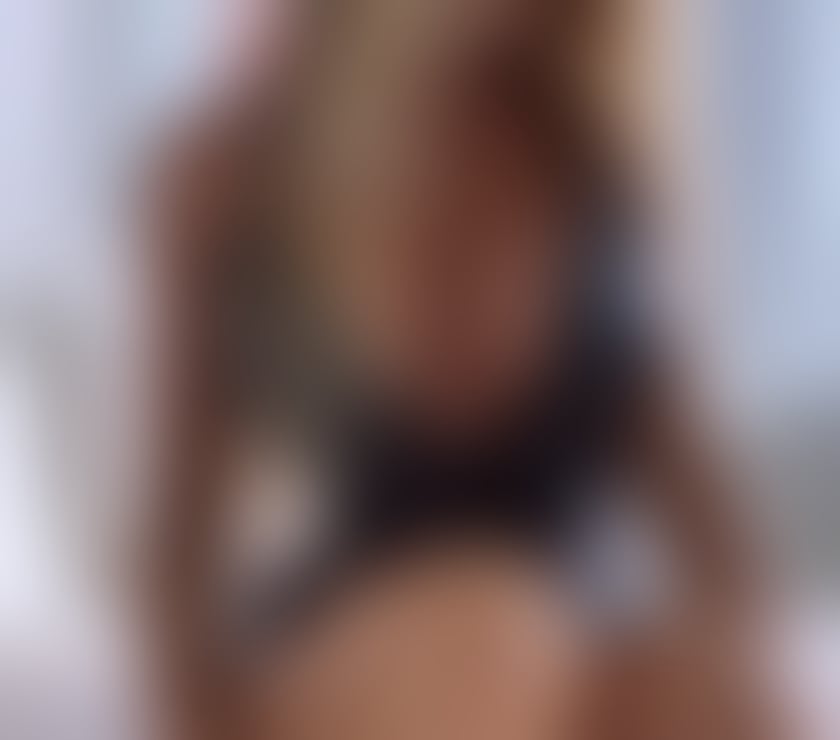 Transsexual Escorts Preston City Centre Preston - Photos for Angelina, a trans woman, will only be in your city for a few