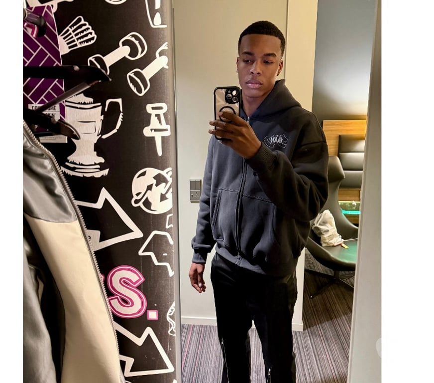  Gay massage South East London Greenwich - Photos for Xavi – Discreet & Available