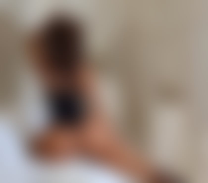 Escorts West London Hounslow - Photos for BEATIFULL PARTY CESARINA