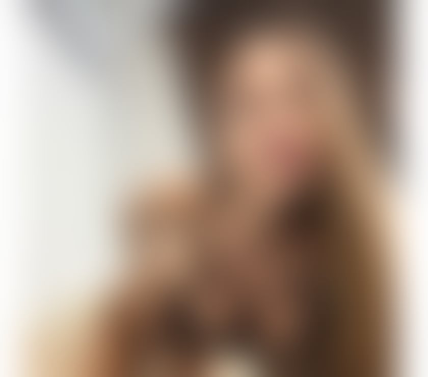 Escorts Alston East Devon - Photos for Hi I’m ella new in city 2 3 days party