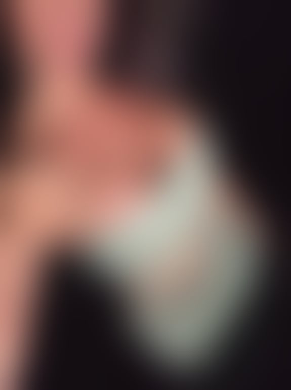 Escorts Greater Manchester Wigan - 