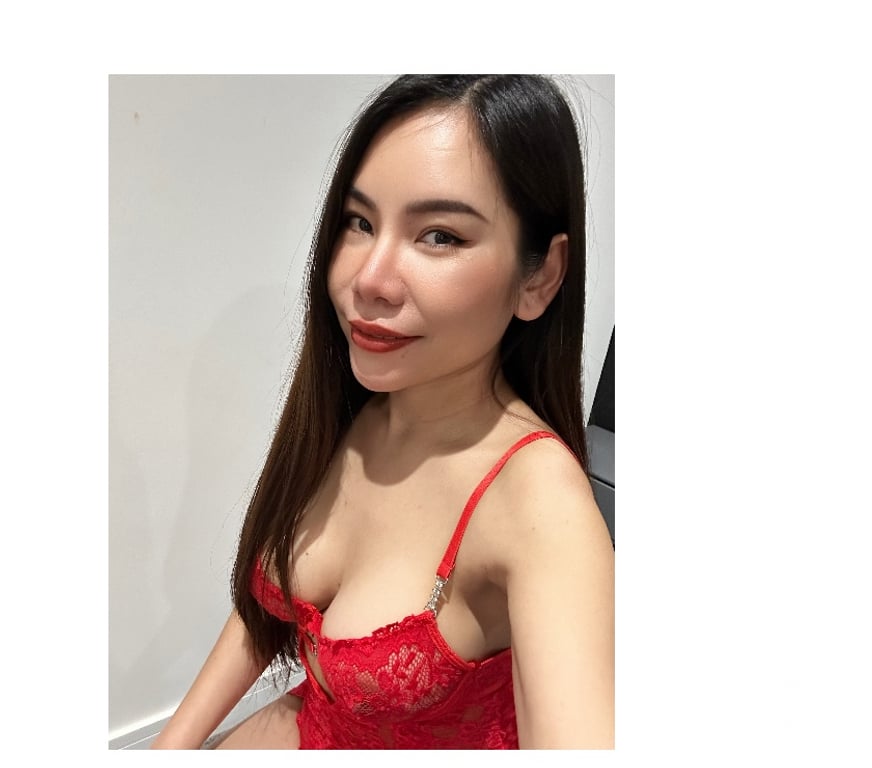 Escorts Hampshire Hart - Photos for Meena sexy Thai massage GU51