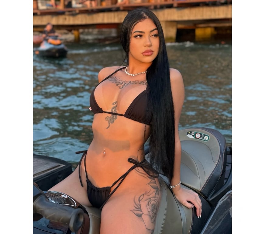 Escorts East London Aldgate Station - East London - Photos for AYLA HOT, SEXY BRUNETTE AND HARD TO FORGET ❤️🔥