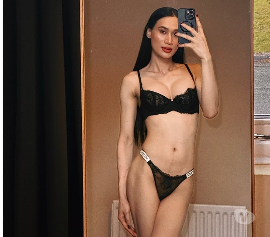 Escorts Greater Manchester Wigan - Photos for Thai Ts with something below