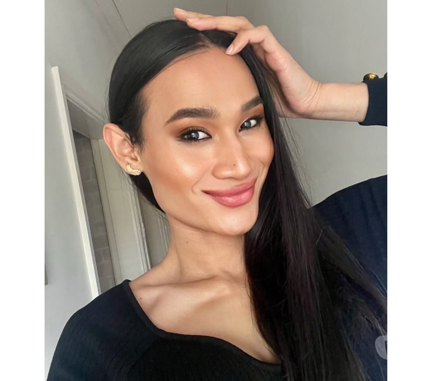 Escorts Greater Manchester Wigan - Photos for Thai Ts with something below
