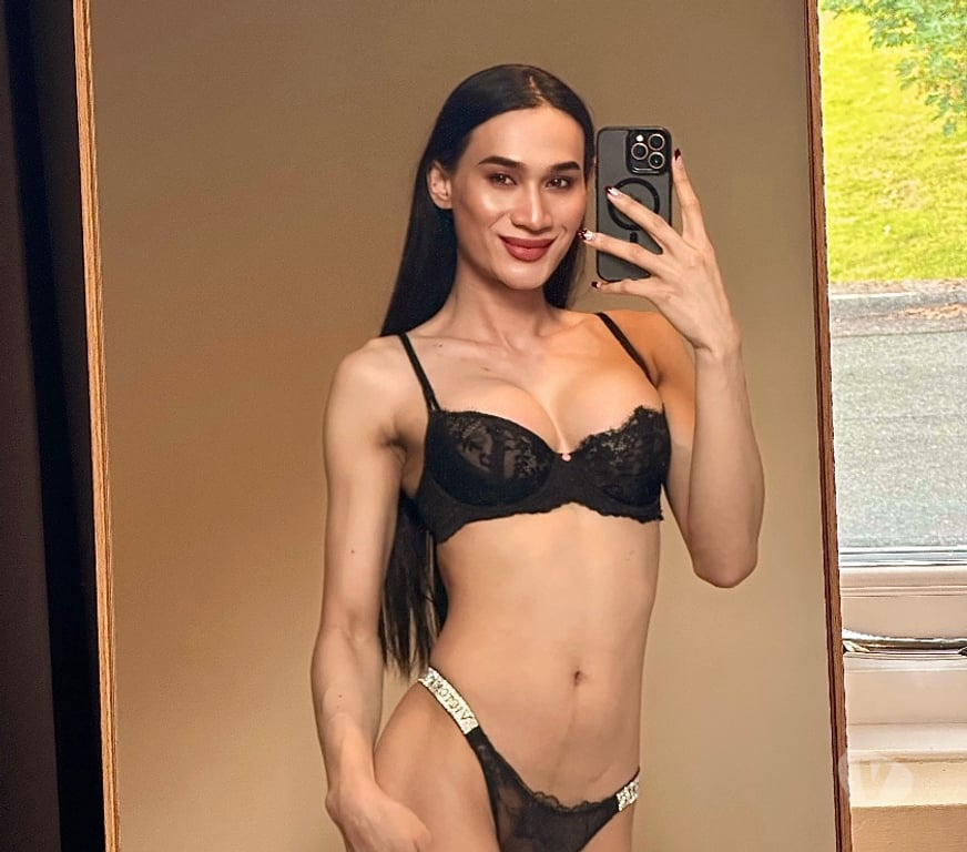 Escorts Greater Manchester Wigan - Photos for Thai Ts with something below