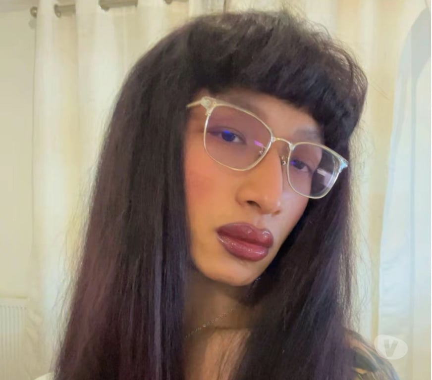 Trans Escorts North West London Brent Cross - North West London - Photos for Cute and lovely asian girl next door