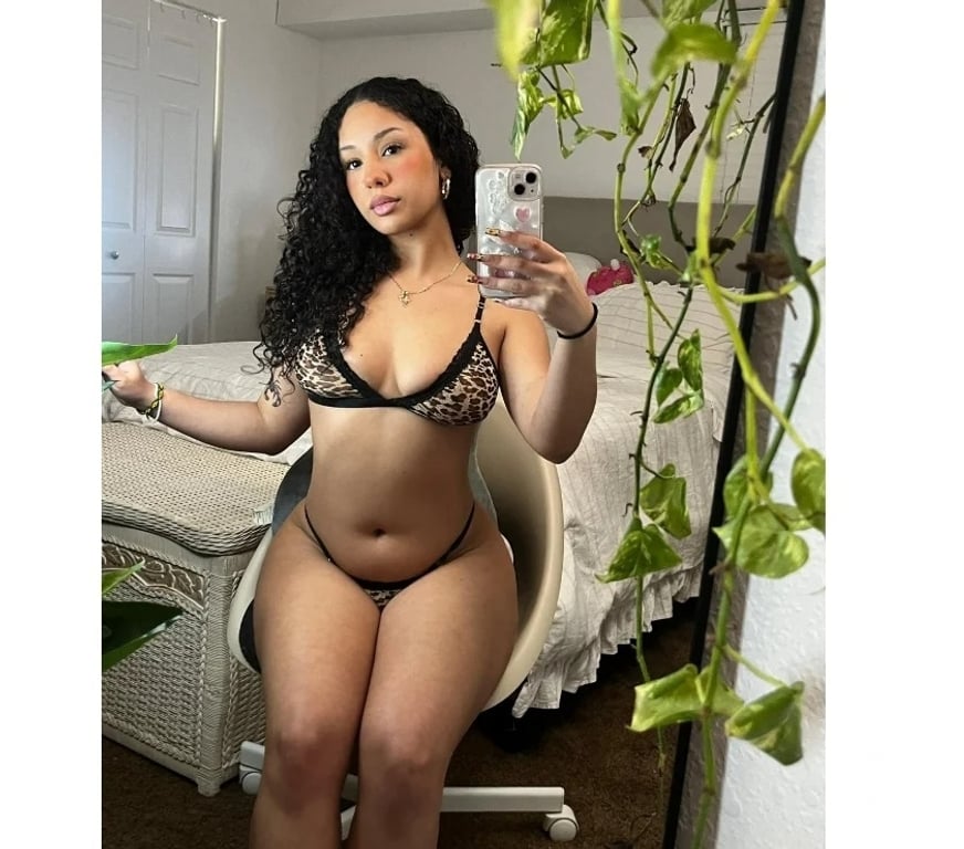 Escorts North West London Camden - Photos for CRIS! Your Favorite HOT GFE Latina