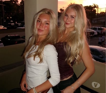Escorts Chadwell Heath Station Romford - Barking and Dagenham - Photos for 4 days here✈️Kelly and Wendy💗Duo Best Service
