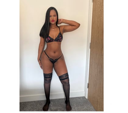 Escort Wigan Town Centre Wigan - Photos for JULIA BRAZILIAN GIRL 🇧🇷🍑🎉