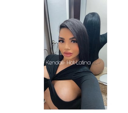 Photos for FIRST TIME 😋😈COLOMBIAN SEXY HOT KENDALL🍑🔥