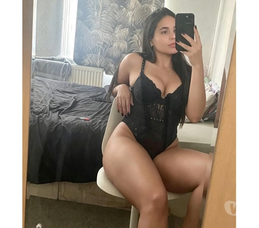 Escorts Surrey Epsom and Ewell - Photos for Paola ❤️‍🔥 REAL PIC 📸 BIG JUICE TITS🍑