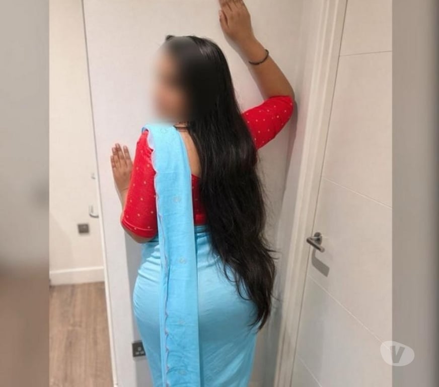 Escorts West Midlands Birmingham - Photos for Radika Tamil Nadu Indian Girl New In Birmingham