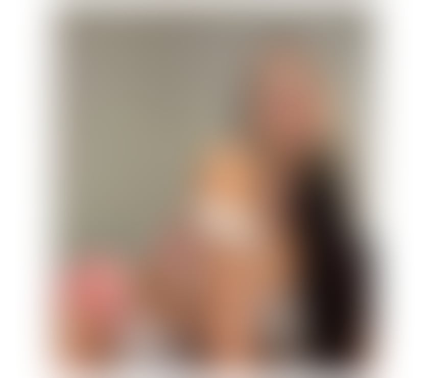Escorts East London Canary Wharf - East London - Photos for MACKIENZIE👩🏻‍🐰‍👩🏽4 hands MASSAGE🥵🍑