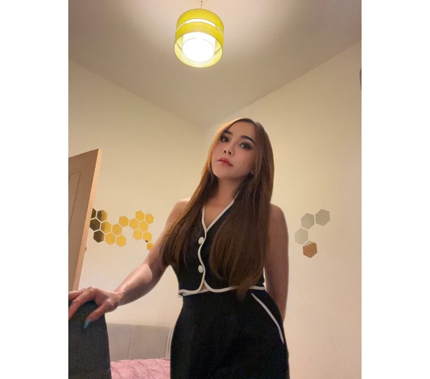 Escorts Kent Medway - Kent - Photos for Zara Sexy Thai 🍑💦Small & Playful 😋