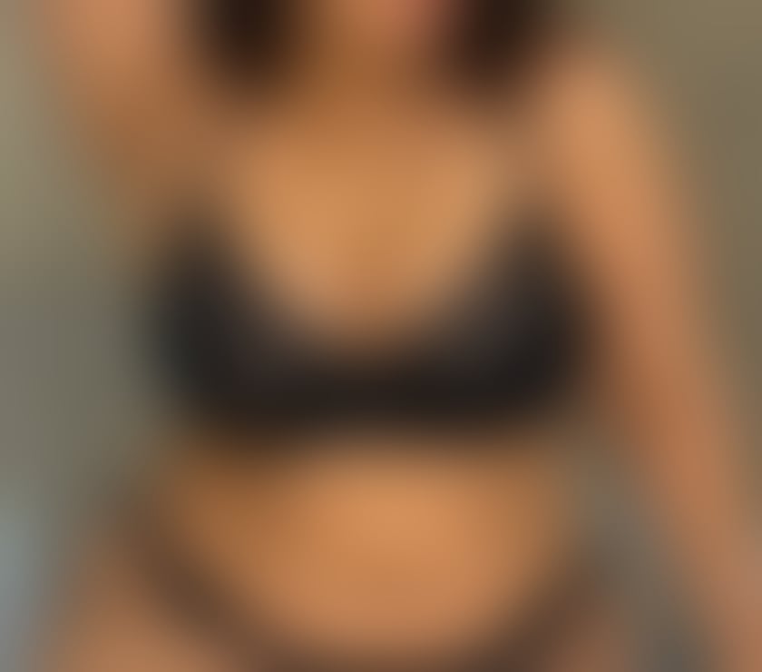Hounslow Central Station - Hounslow — Indian Punjabi Sexy Girl