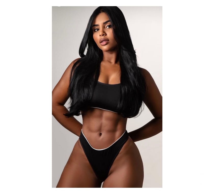 Escorts South West London Sutton - Photos for BRAZILIAN, Yara LATINA, BEAUTIFUL, PASSIONATE,
