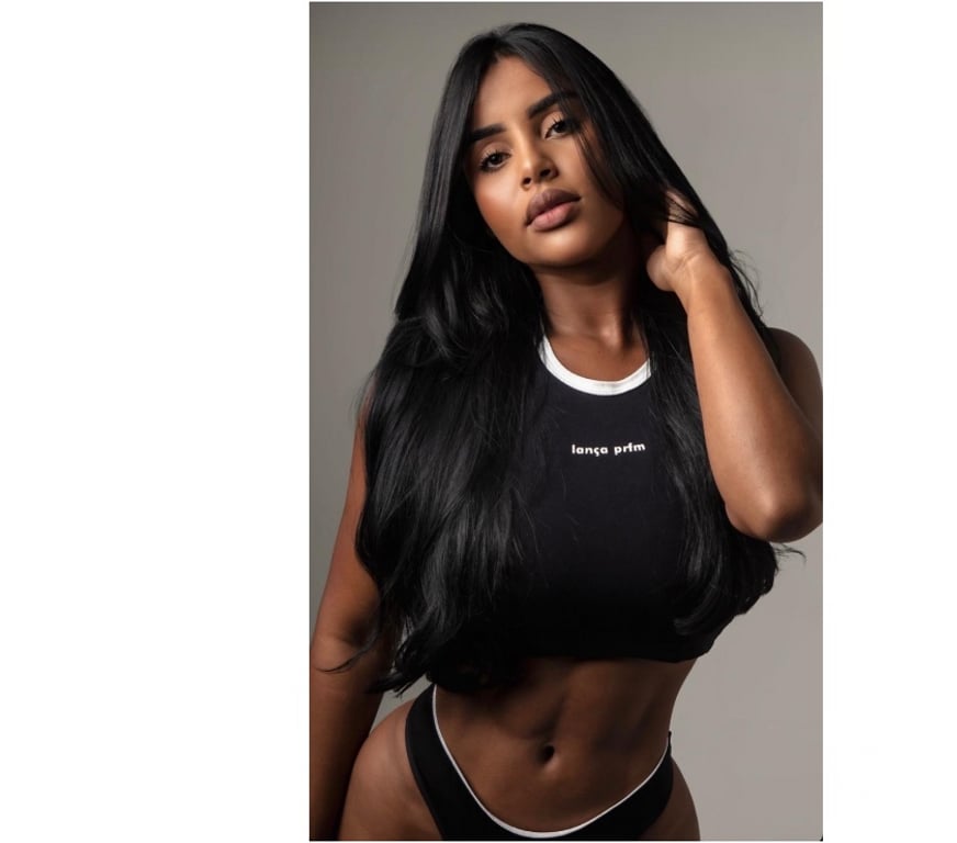 Escorts South West London Sutton - Photos for BRAZILIAN, Yara LATINA, BEAUTIFUL, PASSIONATE,
