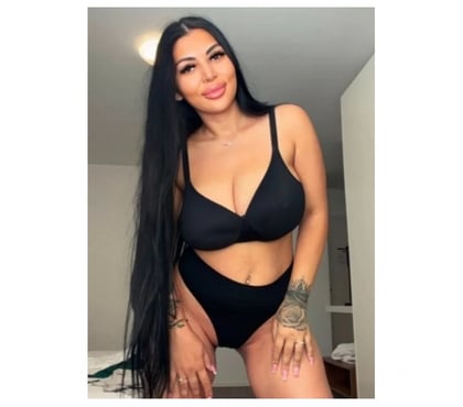 Escorts Everton Liverpool - Photos for Miryam party girl 🥂best owo in your town💯