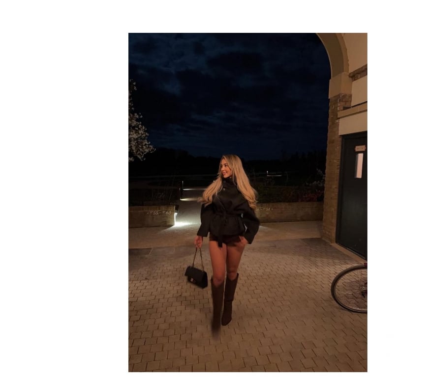 Escorts Surrey Guildford - Photos for LARISSA FROM BRAZIL🇧🇷G.F.E🥰No-Rush Party🥰REAL