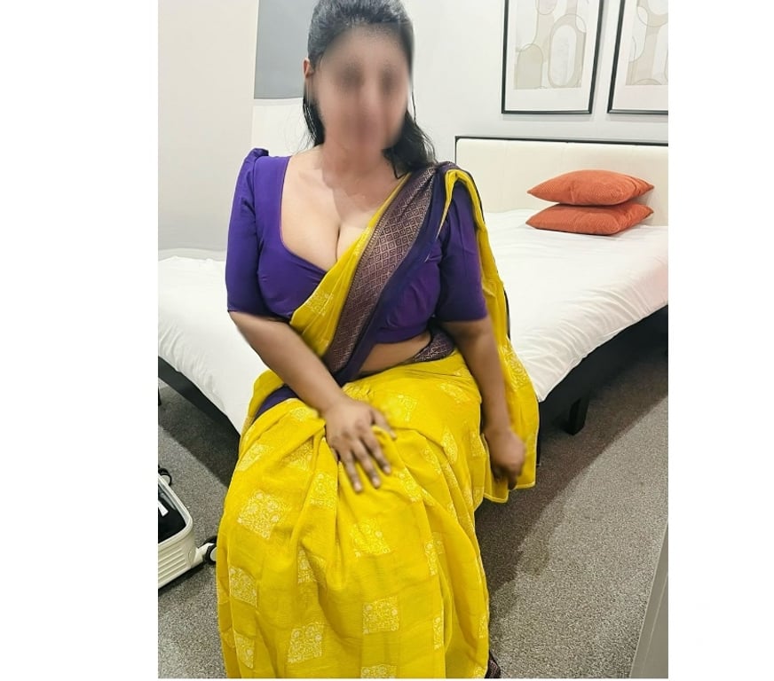 Escorts South East London Croydon - Photos for MAITHILI SOUTH INDIAN TAMIL GIRL NEW IN CROYDON 🇮🇳