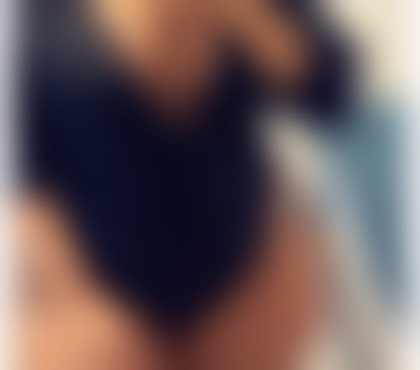New in town,curvy and confident fimenine